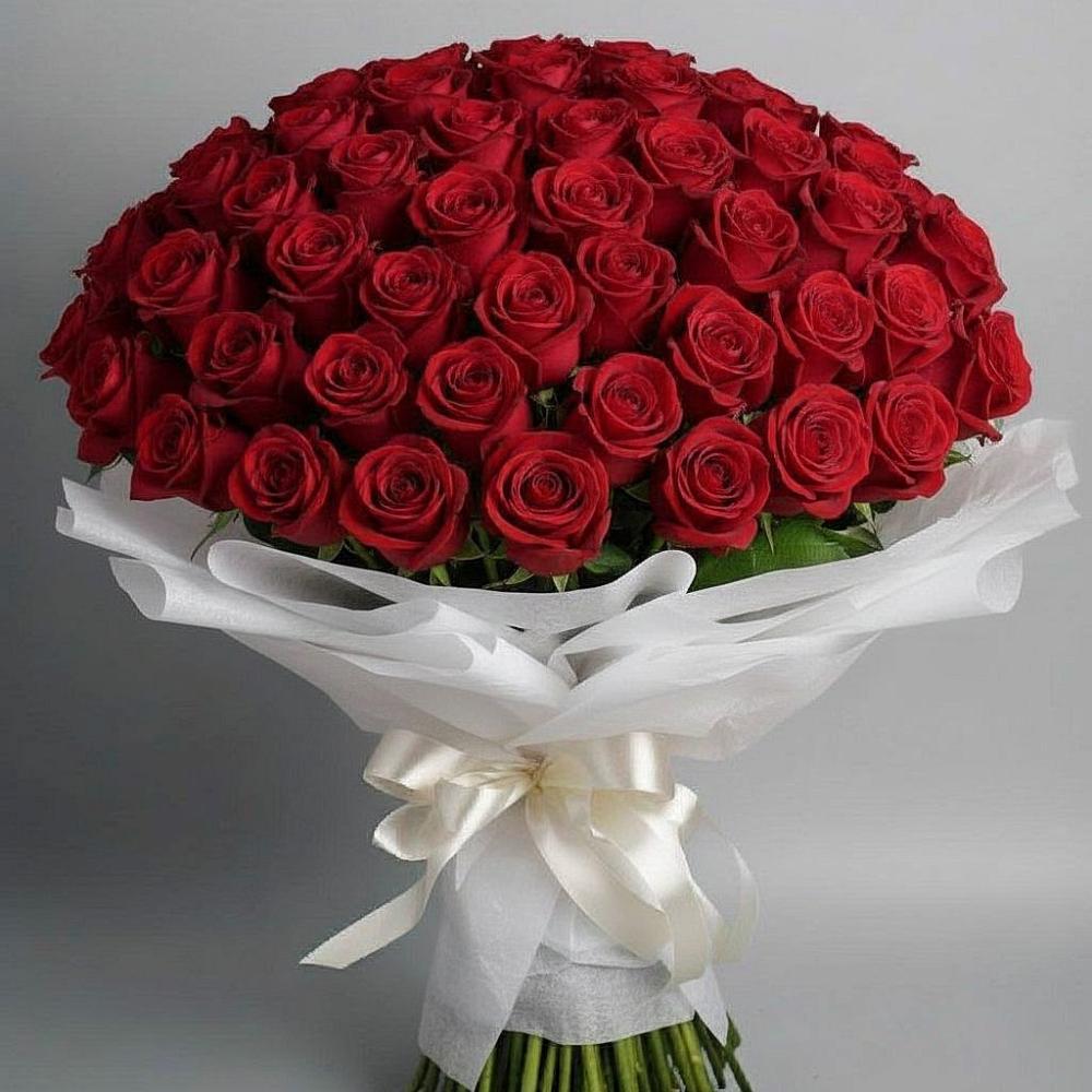 Букет 101 Красная роза Блэк Мэджик в Тимашевске