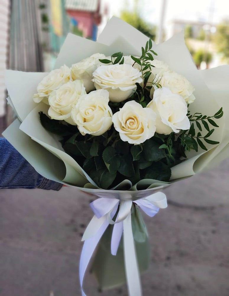 Букет Белые розы Проуд в Тимашевске