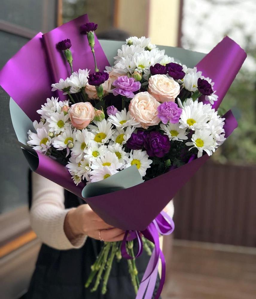 Букет цветов из: Хризантемы, Гвоздики и Розы в Тимашевске