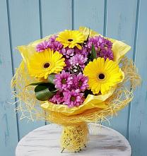 Букет цветов из:  Хризантемы и Герберы в Тимашевске