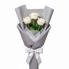 Букет 3 белые розы в Тимашевске