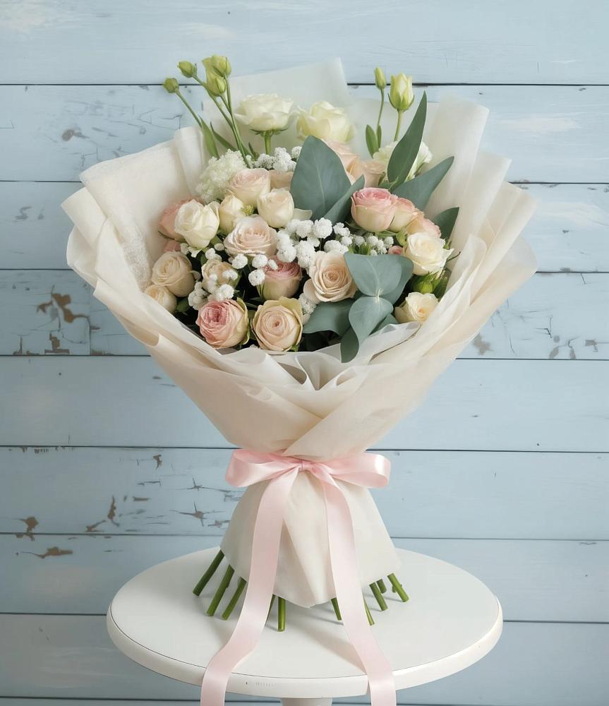 Букет цветов из: Розы и Лизиантусы в Тимашевске