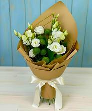 Букет цветов из:  Хризантемы и Лизиантусы в Тимашевске