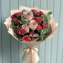 Букет цветов из:  Гвоздики и Розы в Тимашевске