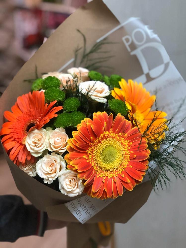 Букет цветов из: Герберы, Хризантемы и Розы в Тимашевске